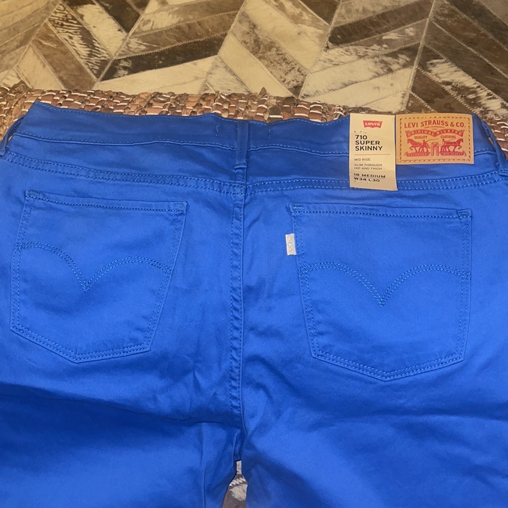 Jeans - Picture 4 of 4